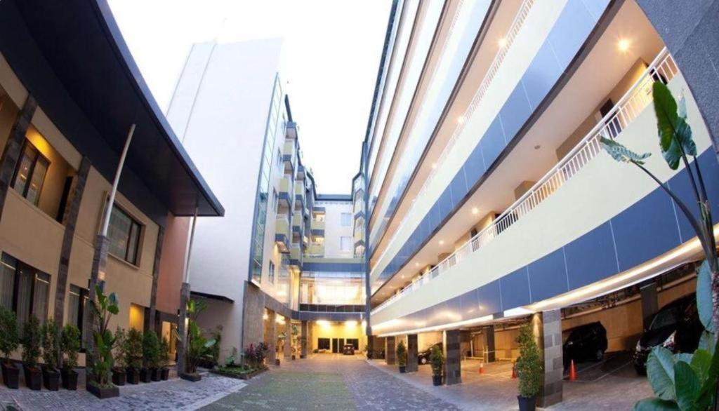 Grage Jogja Hotel Джокьякарта Экстерьер фото